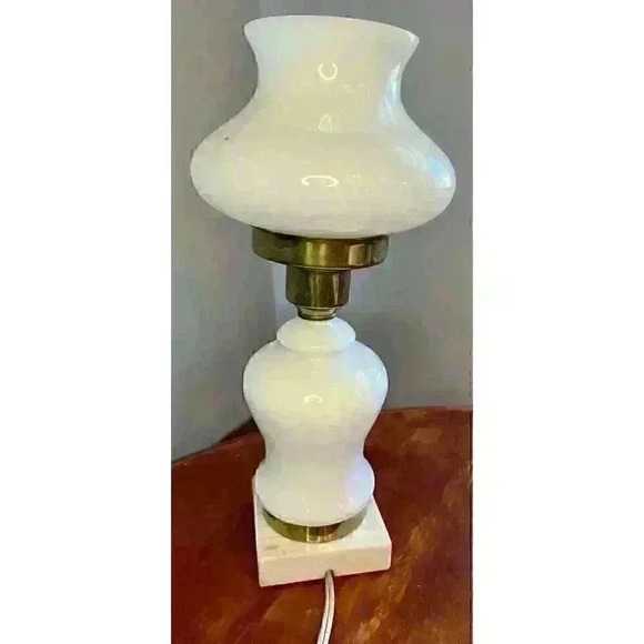 VTG Hand Painted Red Rose “Gone With The Wind” Hurricane Electric Lamp Marble - Picture 4 of 5